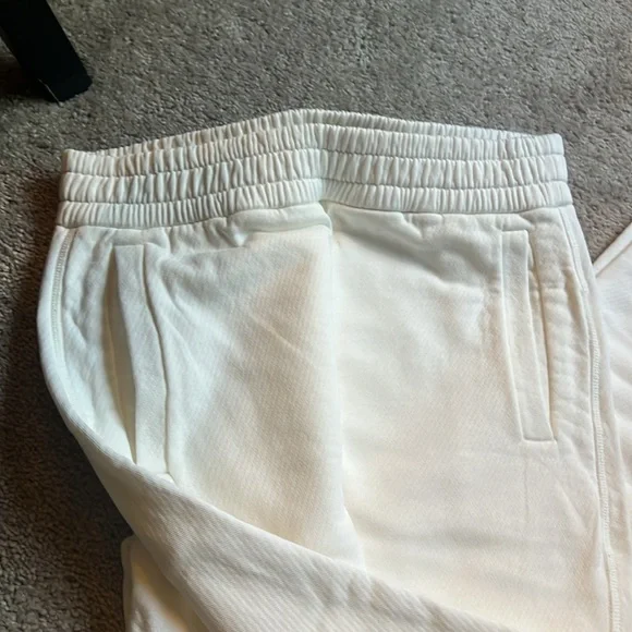 Ladies MONCLER white jogger pants. AUTHENTIC - Picture 5 of 8